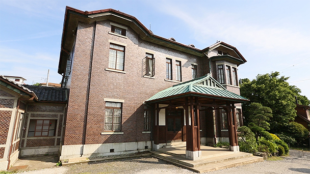 旧石川組製糸西洋館本館 I Ii 建物遺産 歴史的文化財を訪ねて Bs朝日 旧石川組製糸西洋館本館 I Ii 建物遺産 歴史的文化財を訪ねて Bs朝日