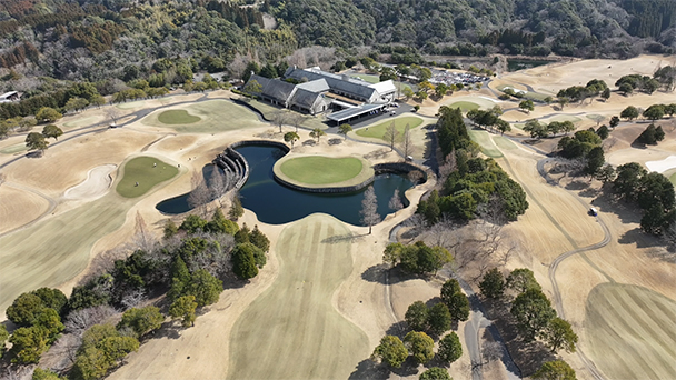 ゴルフ５カントリー オークビレッヂ①